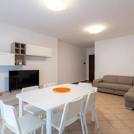 Mizar*q-ampio Quadrilocale Ad Uso Privato アパート *